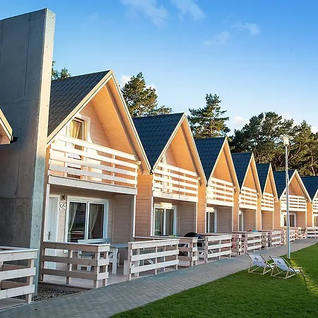 Prázdninový areál & *