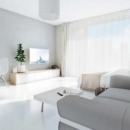 Aldeamento Turístico & *